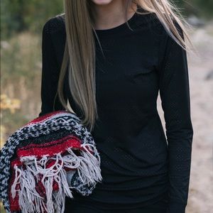 ZYIA Black Chill long sleeve